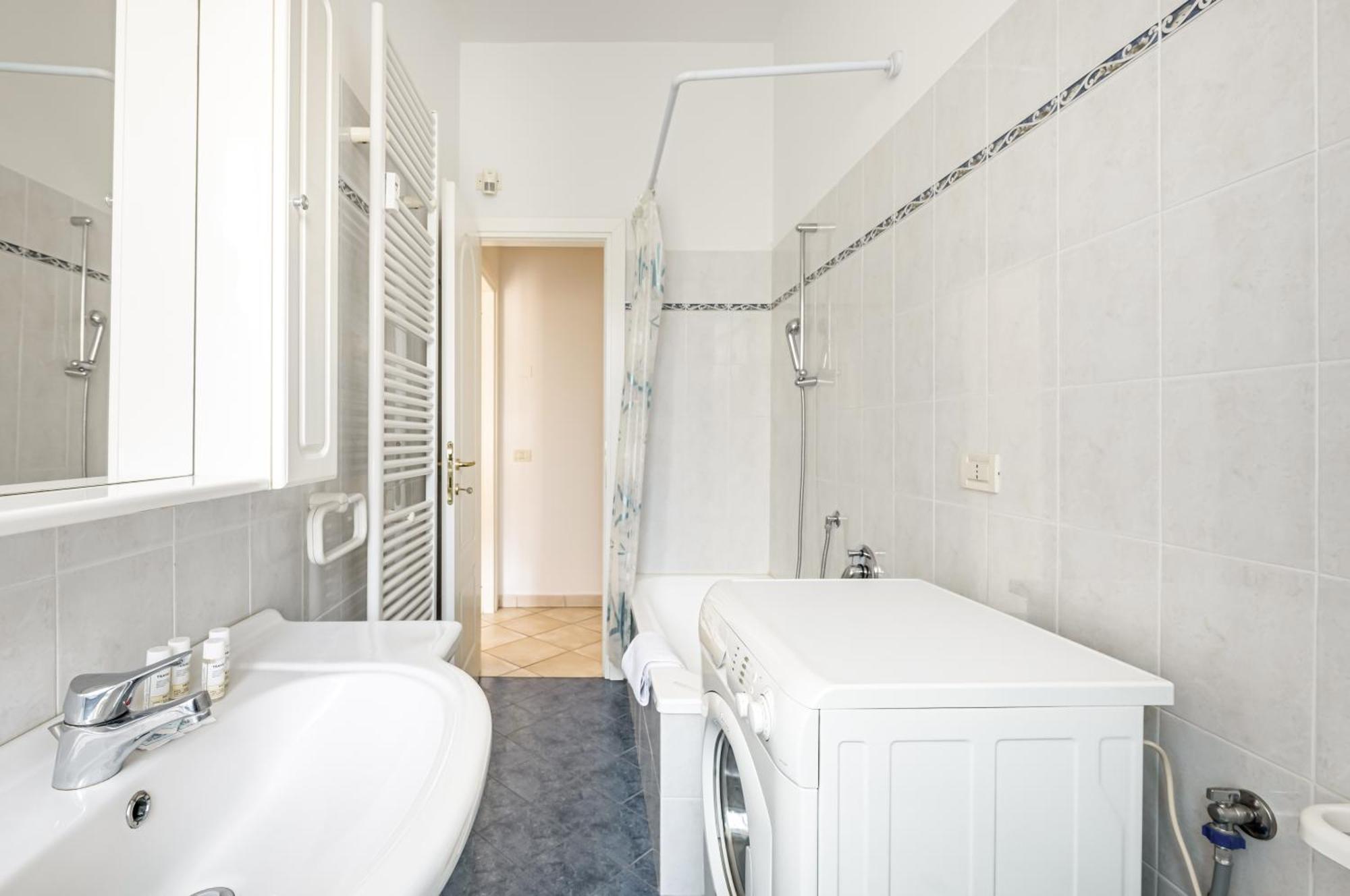 Florence Quiet And Cozy Apartment With Balcony Ngoại thất bức ảnh